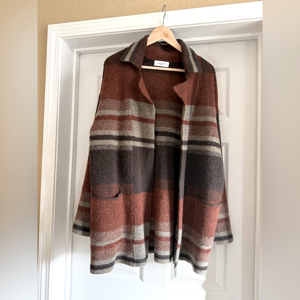 NWOT - CJLA Montana Cardigan with Pockets